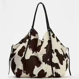 Bolsa Feminina Com Estampa de Vaca Estilosa