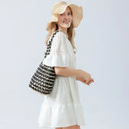 Bolsa Feminina de Madeira Vazado Raimara