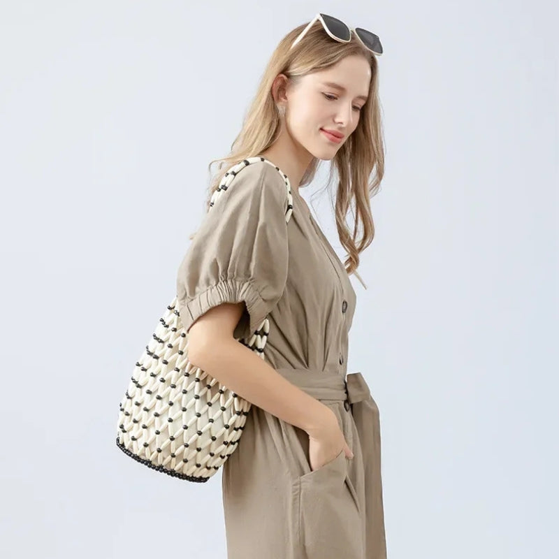 Bolsa Feminina de Madeira Vazado Raimara