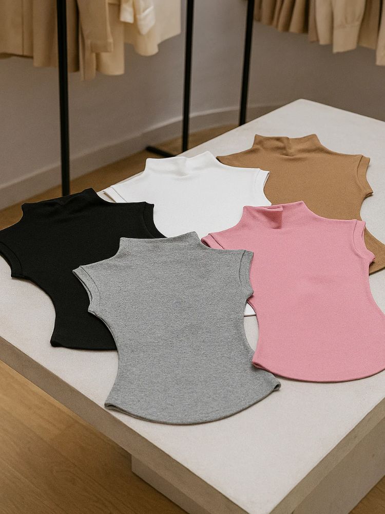 Blusa Feminina Gola Alta Yuna