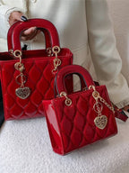 Bolsa Feminina Acolchoada Coração de Luxo