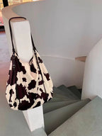 Bolsa Feminina Com Estampa de Vaca Estilosa