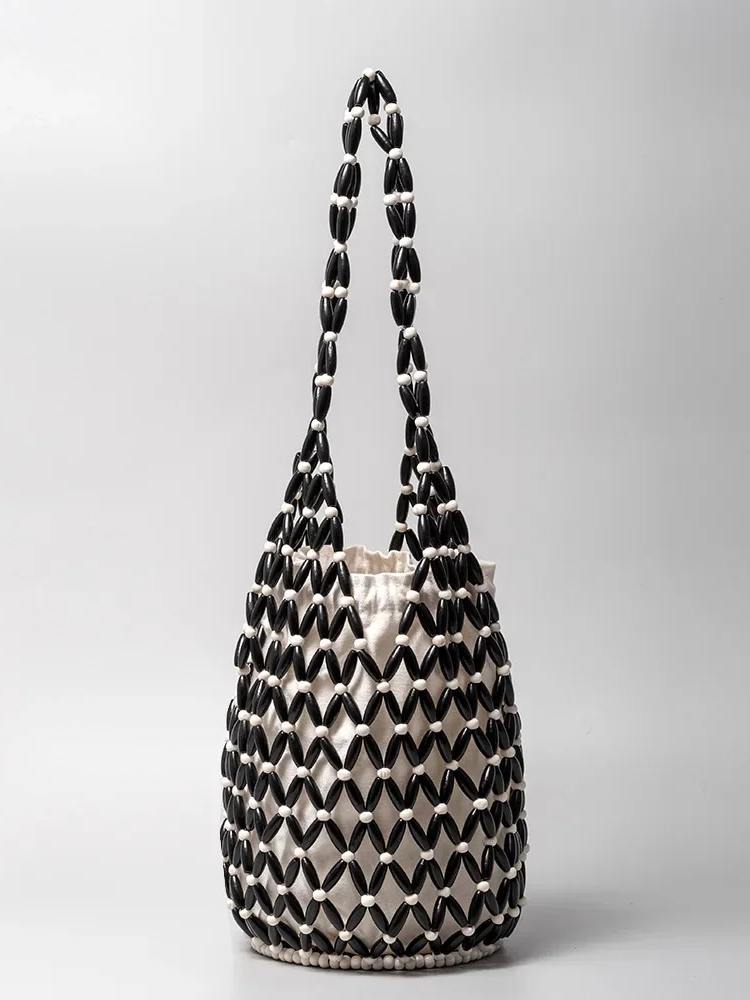 Bolsa Feminina de Madeira Vazado Raimara