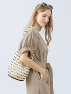 Bolsa Feminina de Madeira Vazado Raimara