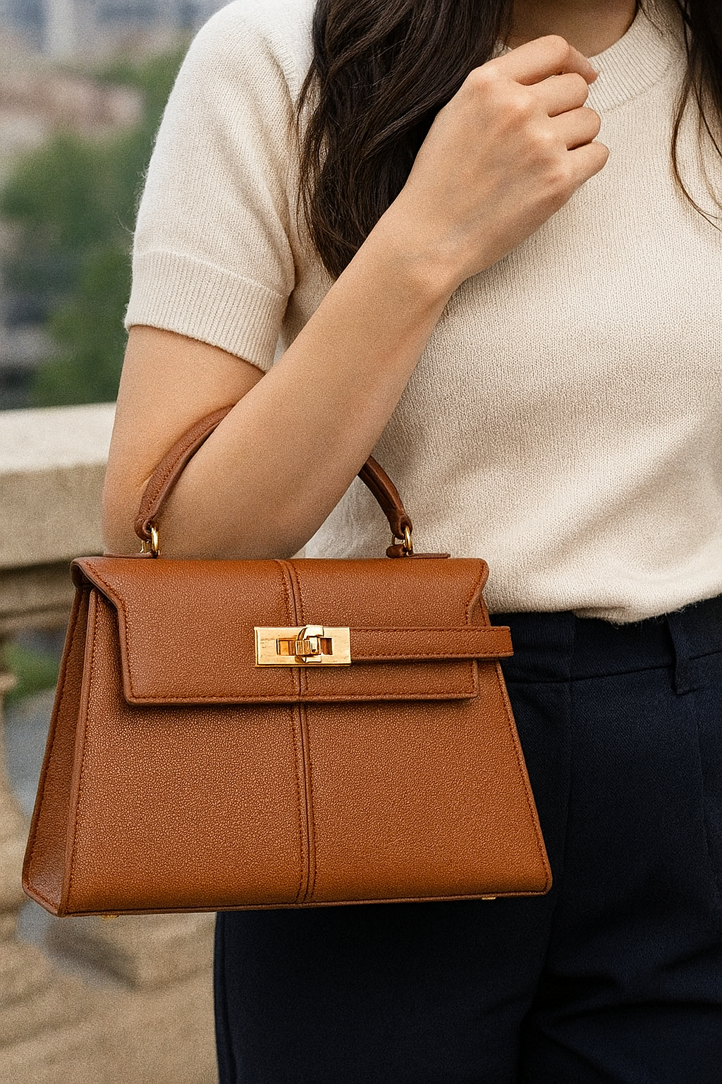 Bolsa Feminina Com Alças Superior Versátil