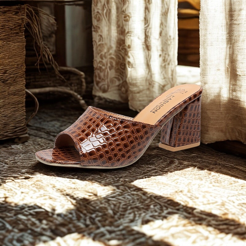 Tamanco Salto Médio Quadrado