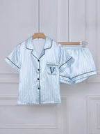 Pijama listrado bordado Cetim Capitu