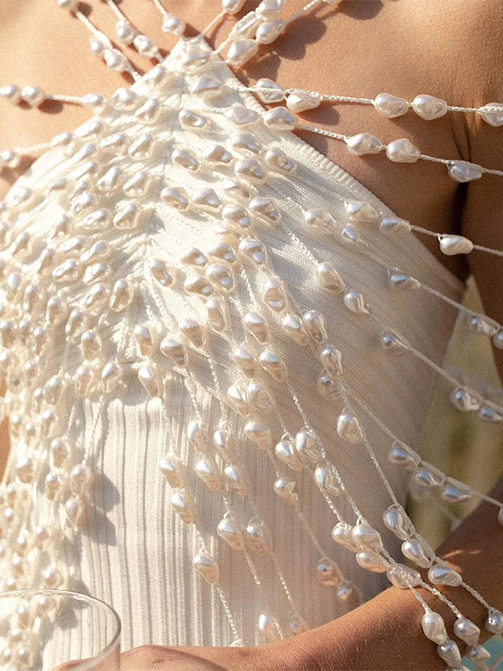 Top Feminino Colar de Pérolas Danila