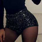 Shorts Curto com Lantejoulas Leidiane