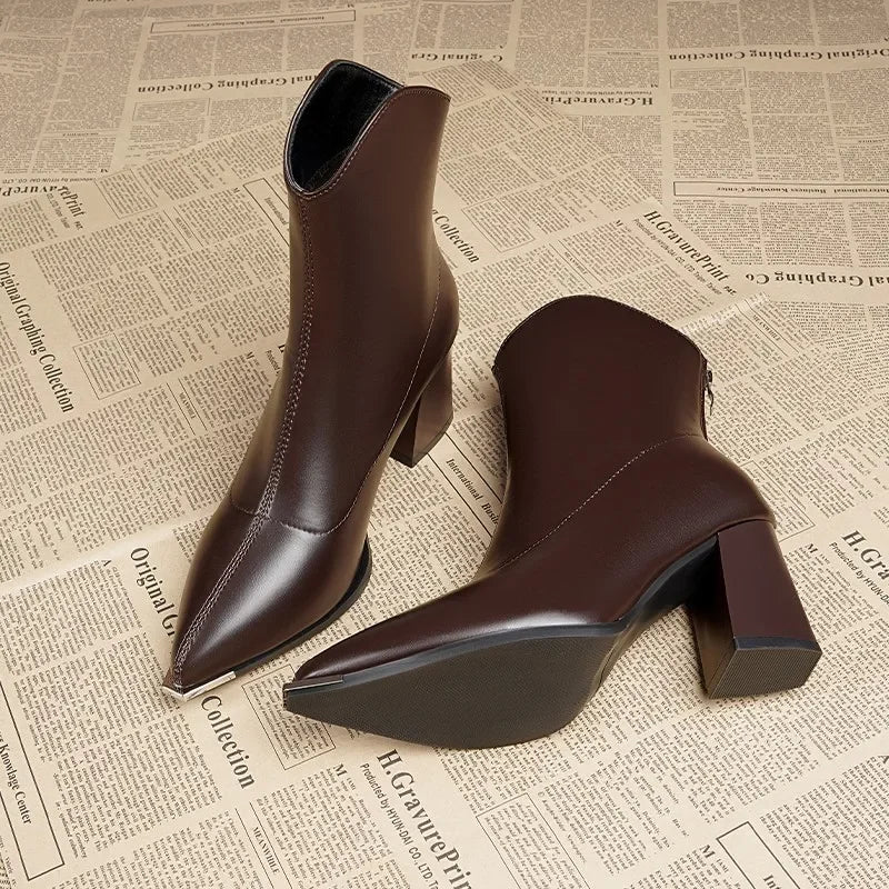 Bota feminina de Couro Gleide