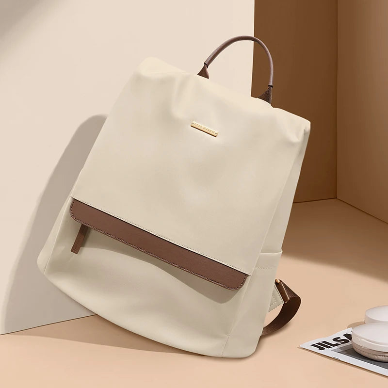 Mochila Feminina de Nylon Shofia