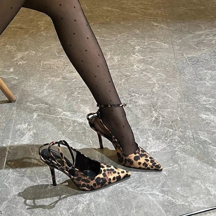 Sandália Feminina Leopardo Giselle