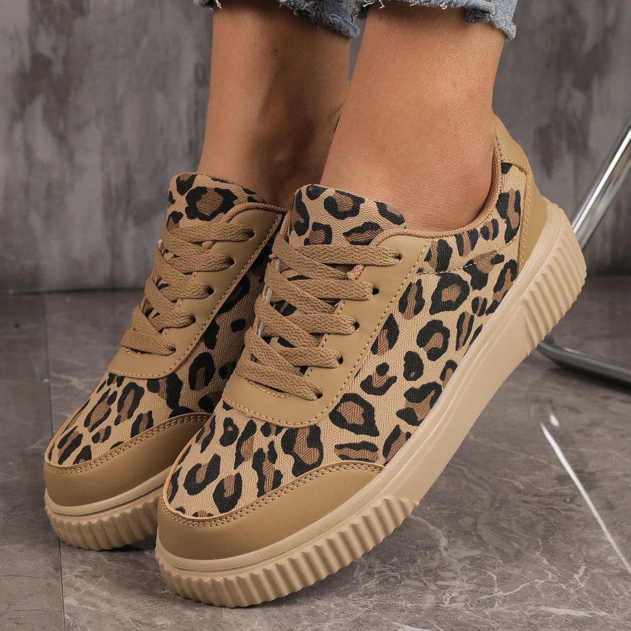 Tênis Feminino de Couro Lana