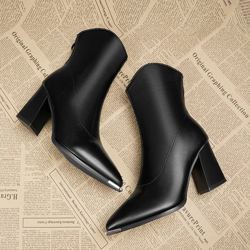 Bota feminina de Couro Gleide