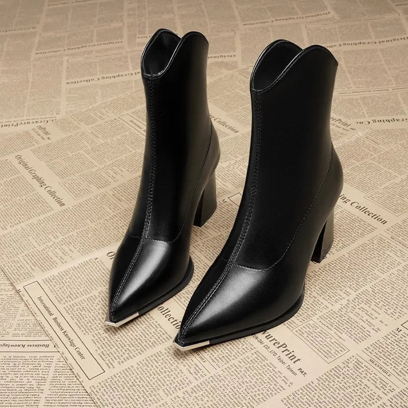 Bota feminina de Couro Gleide