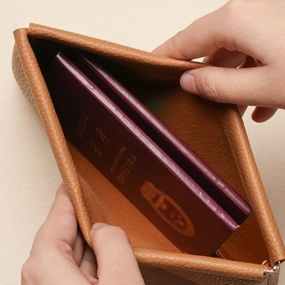 Carteira Porta Passaporte e Dinheiro De Couro  Moana