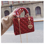 Bolsa Feminina Acolchoada Coração de Luxo