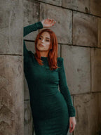 Vestido Feminino Com Costa Nua Brilhante Yoanna