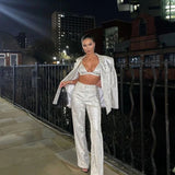 Top branco prateado + calça